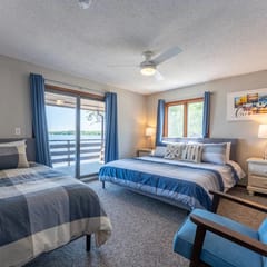 Sandy Point Resort 6 Bedroom on Shagawa Lake