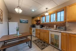 A Taste of Ely 2BR, Near Lake and Trails - Image 3