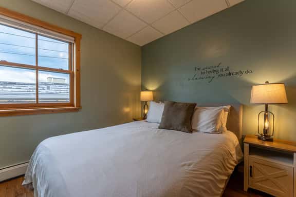 A Taste of Ely 2BR, Near Lake and Trails - Image 1