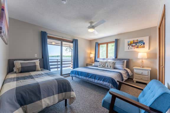 Sandy Point Resort 6 Bedroom on Shagawa Lake - Image 1