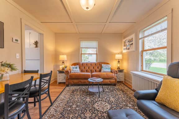 Camp Street Haven: 2 Bedroom recently remodeled - Image 2